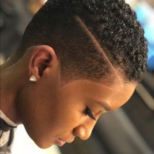 Meet your Posher, Love